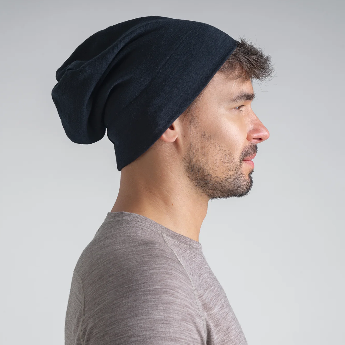 Hejma Merino Slouchy Beanie — Black